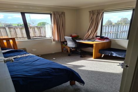 Photo of property in 15 Wiltshire Drive, Huntington, Hamilton, 3210