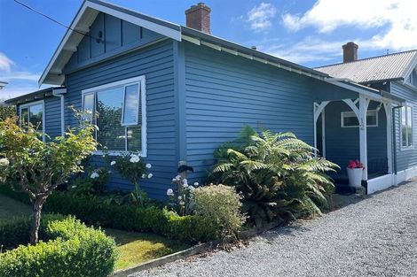 Photo of property in 12 Parsonage Road, Waimate, 7924