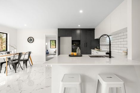 Photo of property in 8 Dorchester Place, Nawton, Hamilton, 3200