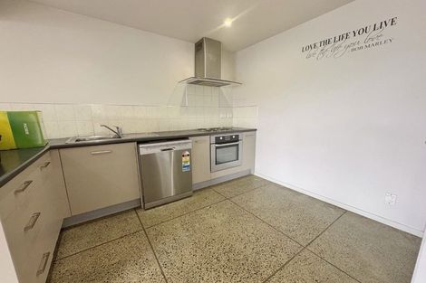 Photo of property in 32 Henwood Road, Taupaki, Henderson, 0782