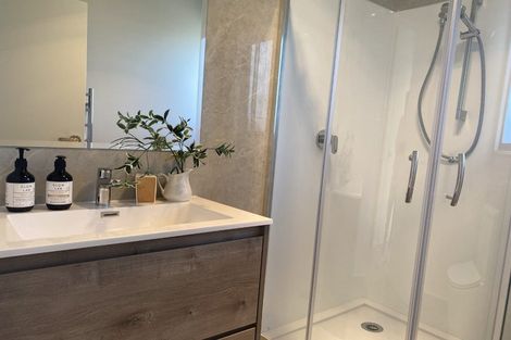 Photo of property in 25 Paetai Lane, Te Atatu Peninsula, 0610