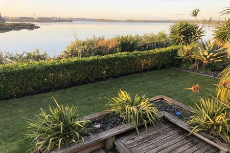 Photo of property in 48 Aurea Avenue, Pakuranga, Auckland, 2010