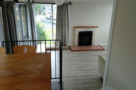 Photo of property in 27 Cheval Drive, Totara Vale, Auckland, 0629