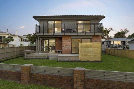 Photo of property in 1/42 Kiwi Esplanade, Mangere Bridge, Auckland, 2022