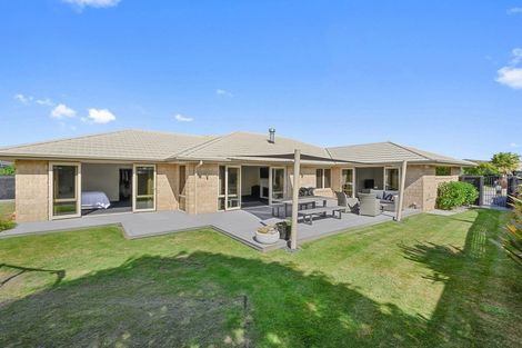 Photo of property in 7 James Hight Drive, Halswell, Christchurch, 8025