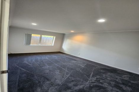 Photo of property in 27 Emmerdale Avenue, Papakura, 2110