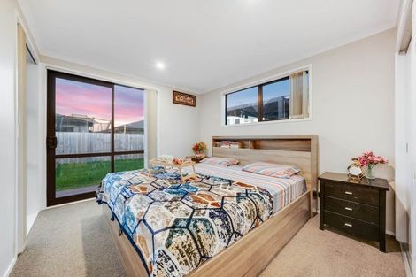 Photo of property in 30 Opoka Street, Takanini, 2110