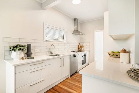 Photo of property in 56 Beach Haven Road, Beach Haven, Auckland, 0626