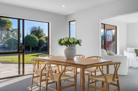 Photo of property in 2 De Courcy Place, Avondale, Christchurch, 8061