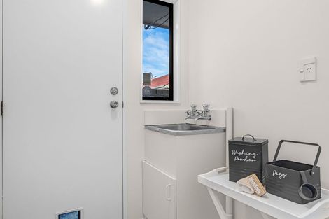 Photo of property in 2/51 Tilford Street, Woolston, Christchurch, 8062