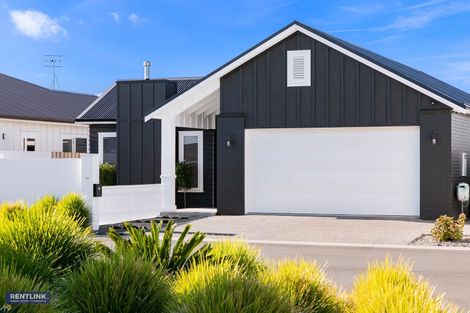 Photo of property in 14 Astelia Lane, Papamoa Beach, Papamoa, 3118