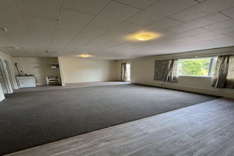 Photo of property in 59 Lincoln Park Avenue, Massey, Auckland, 0614