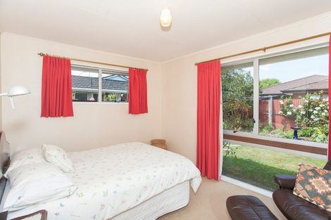 Photo of property in 12 Luton Street, Hokowhitu, Palmerston North, 4410