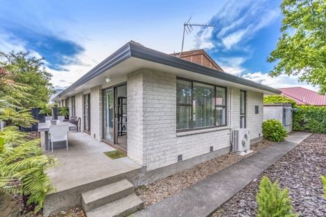 Photo of property in 2/12a Baretta Street, Somerfield, Christchurch, 8024