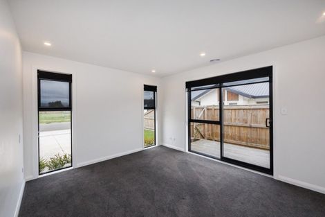 Photo of property in 61 Freedom Drive, Kelvin Grove, Palmerston North, 4414