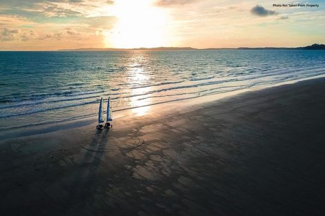 Photo of property in 9 Eaves Bush Parade, Orewa, 0931