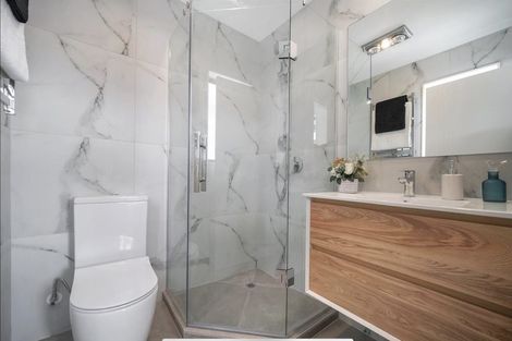 Photo of property in 9 Arapapa Road, Papakura, 2110