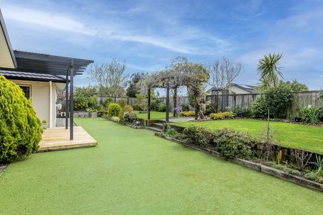 Photo of property in 19 Regent Drive, Paraparaumu Beach, Paraparaumu, 5032