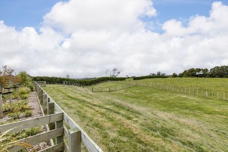 Photo of property in 589 Kent Road, Korito, New Plymouth, 4371