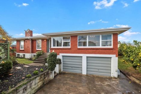 Photo of property in 6 Aotea Place, Chedworth, Hamilton, 3210