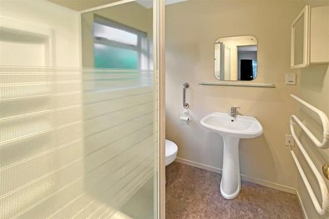 Photo of property in 16 Thelma Place, Lynmore, Rotorua, 3010