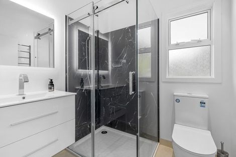 Photo of property in 10 Kilmister Avenue, Thorndon, Wellington, 6011