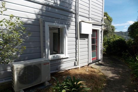 Photo of property in 119 Wadestown Road, Wadestown, Wellington, 6012