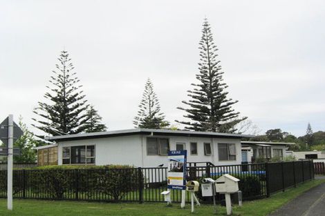 Photo of property in 75a The Circle, Manly, Whangaparaoa, 0930