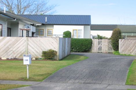 Photo of property in 35b Garland Drive, St Andrews, Hamilton, 3200
