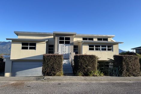 Photo of property in 77 Ahau Street, Moana, 7872