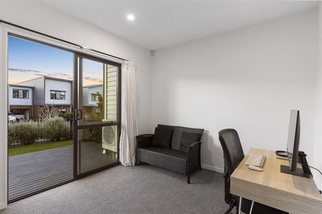 Photo of property in 4 Moki Place, Long Bay, Auckland, 0630