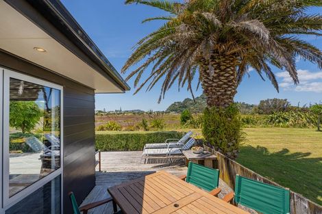Photo of property in 40 Tairua Palms Place, Tairua, 3508