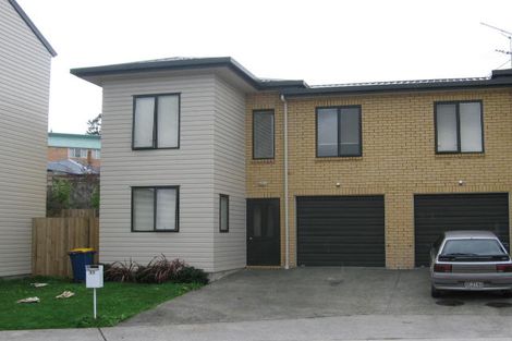 Photo of property in 11 Barnea Circle, Glen Eden, Auckland, 0602