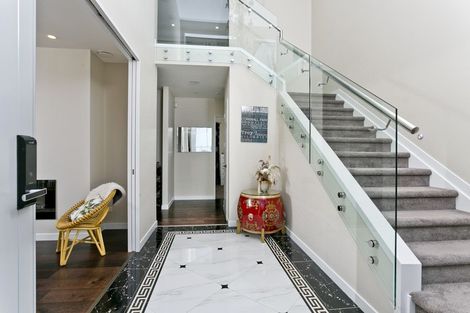 Photo of property in 81a Deep Creek Road, Waiake, Auckland, 0630