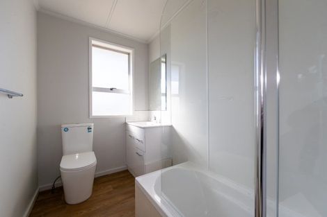 Photo of property in 32a Lipscombe Crescent, Havelock North, 4130