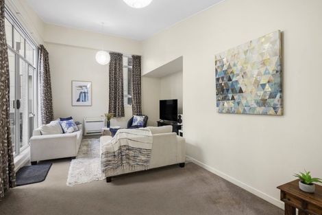 Photo of property in Dixonlane Apartments, 11/7 Feltex Lane, Te Aro, Wellington, 6011