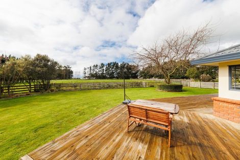 Photo of property in 1156a Kairanga Bunnythorpe Road, Kairanga, Palmerston North, 4475