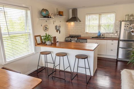 Photo of property in 1/21 Fordham Street, Beach Haven, Auckland, 0626