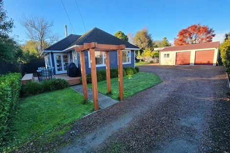 Photo of property in 90 Retreat Road, Avonside, Christchurch, 8061