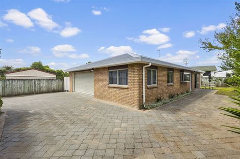 Photo of property in 2a Gillies Avenue, Claudelands, Hamilton, 3214