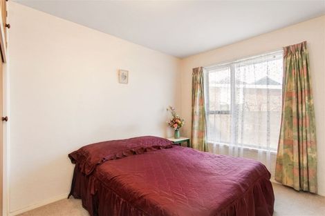 Photo of property in 2/9 Wyatt Place, Russley, Christchurch, 8042