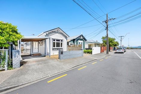 Photo of property in 8 Beach Street, Petone, Lower Hutt, 5012