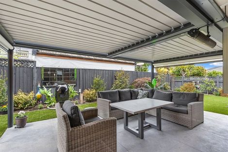 Photo of property in 11a Blarney Place, Casebrook, Christchurch, 8051