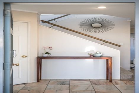 Photo of property in 2/145 Bucklands Beach Road, Bucklands Beach, Auckland, 2012