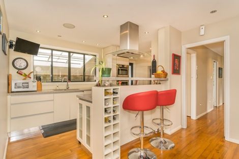 Photo of property in 31 Kashmir Avenue, Clouston Park, Upper Hutt, 5018