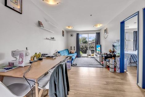 Photo of property in 10/14 Brougham Street, Addington, Christchurch, 8024