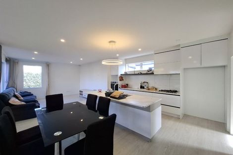 Photo of property in 27c Westgate Drive, Westgate, Auckland, 0614