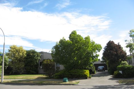 Photo of property in 39 Royal Park Drive, Parklands, Christchurch, 8083