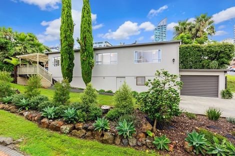 Photo of property in 2/20 Huron Street, Takapuna, Auckland, 0622