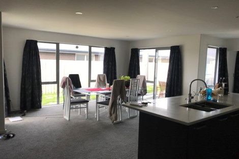 Photo of property in 71 Whincops Road, Halswell, Christchurch, 8025